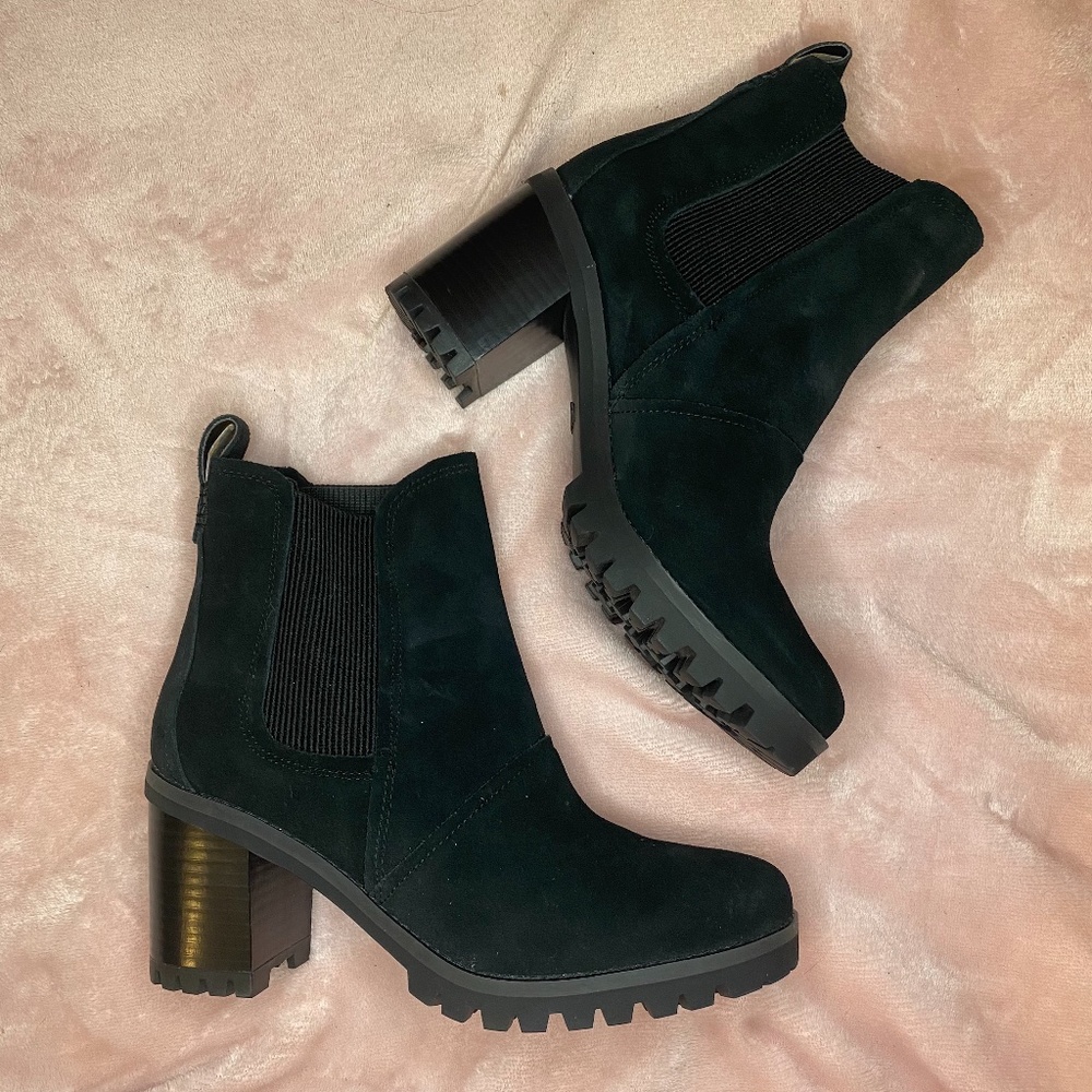 BRAND NEW UGG Hazel Waterproof Boots Size 7.5